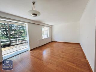  Appartement à louer 3 pièces 68 m²