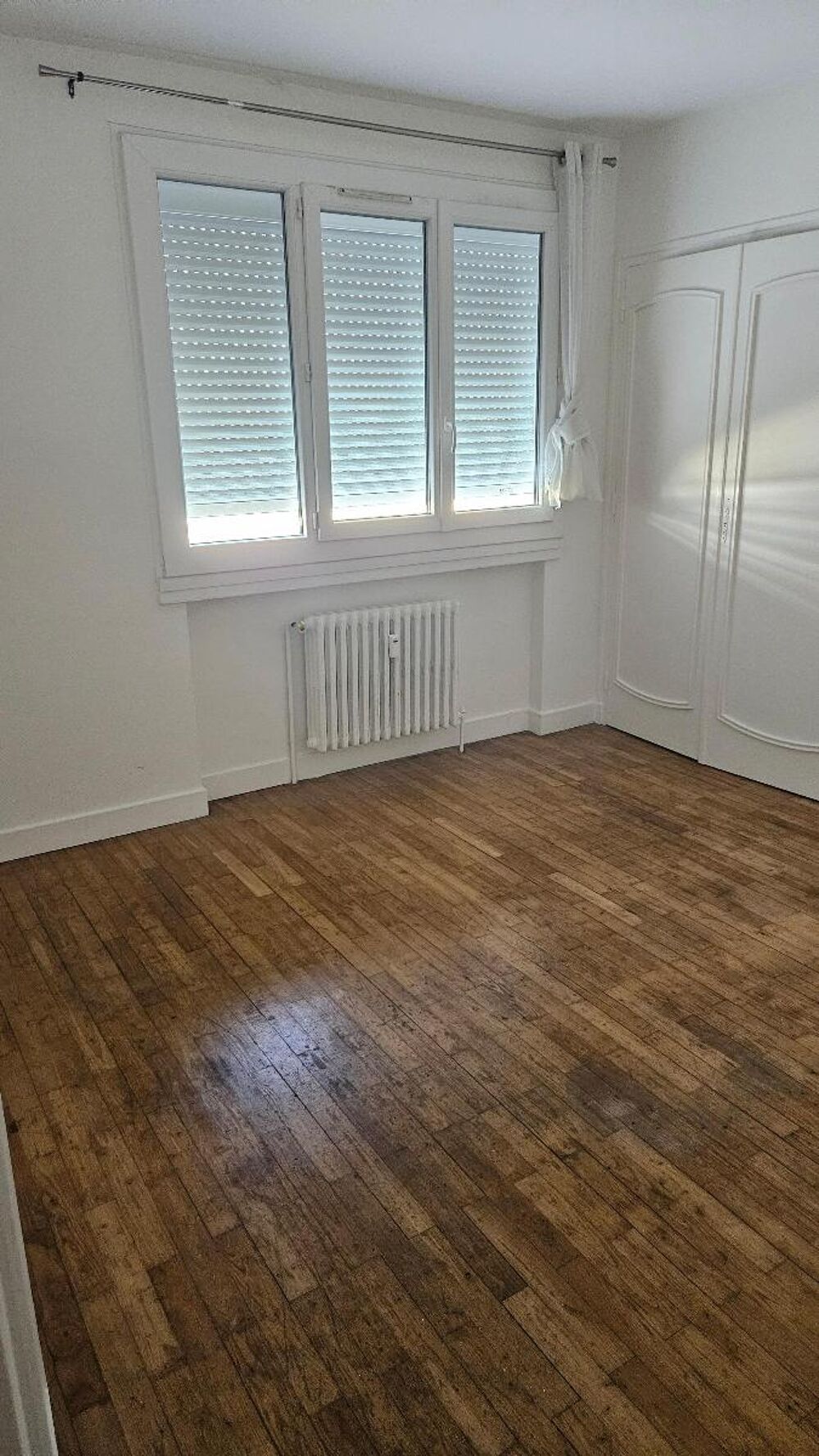 MEYZIEU LE CARREAU - T4 DE 74 M² - MEYZIEU - 63 RUE JEAN....