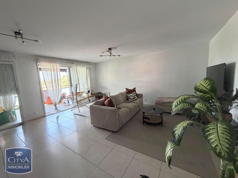 location Appartement - 3 pièce(s) - 75 m² Saint-Raphaël (83700)