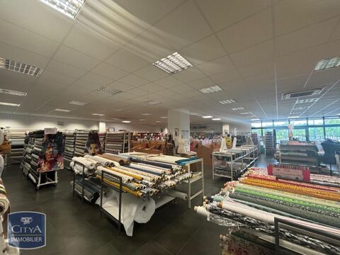 A LOUER - LOCAL AU PRIVILEGE 296,24 m2 Situ&eacute; dans la ... 3360 24000 Perigueux