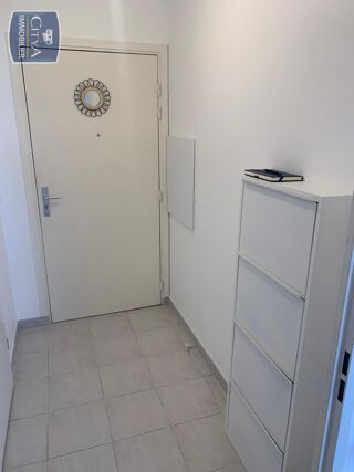  Appartement à louer 1 pièce 33 m²