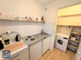 Appartement à louer 1 pièce 28 m²
