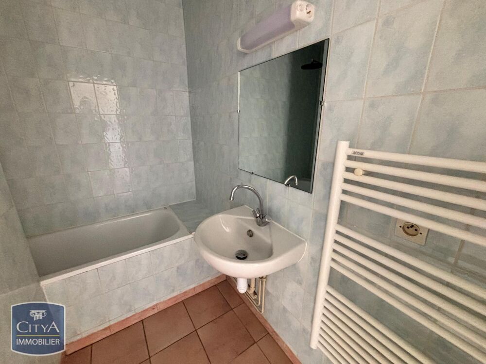 location Appartement - 2 pièce(s) - 37 m² Saint-Valery-en-Caux (76460)