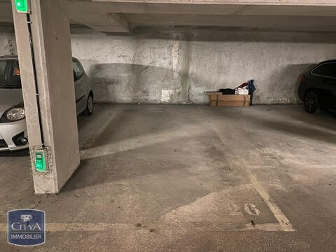  Parking / Garage  louer 