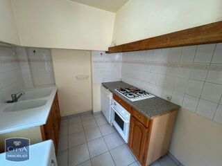  Appartement à louer 4 pièces 66 m²