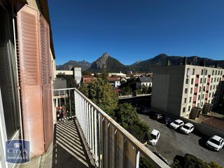 Appartement à louer 4 pièces 63 m²