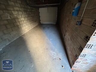  Parking / Garage � louer 