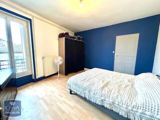  Appartement à louer 4 pièces 100 m²