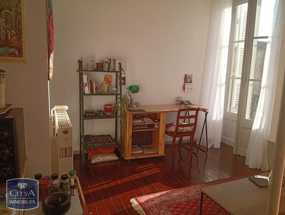 location Appartement - 1 pièce(s) - 20 m² Vic-le-Comte (63270)