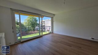 Appartement à louer 3 pièces 83 m²