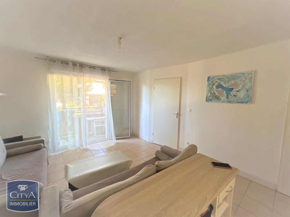 APPARTEMENT T2 AVEC PARKING - CASTELSARRASIN À LOUER : A....
