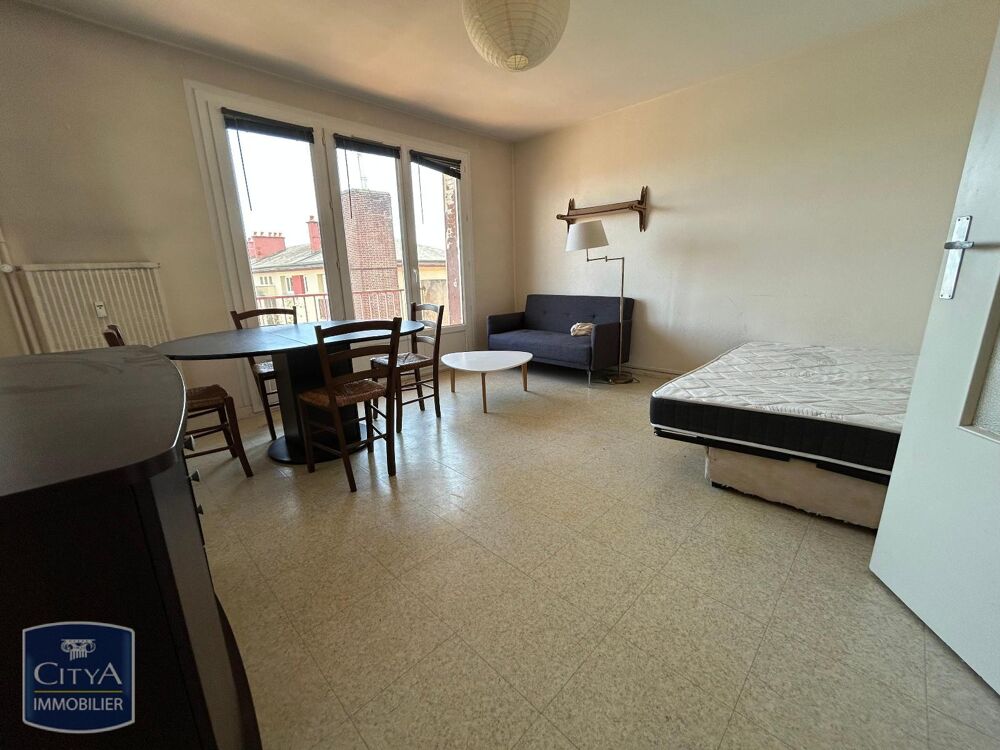 À LOUER : Découvrez ce charmant appartement T1 situé au ....