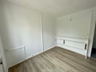  Appartement à louer 3 pièces 58 m²