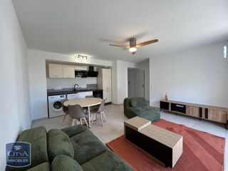 location Appartement - 2 pièce(s) - 47 m² Trans-en-Provence (83720)
