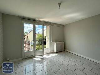  Appartement à louer 3 pièces 56 m²