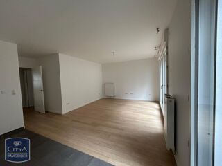  Appartement à louer 4 pièces 88 m²