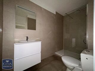  Appartement à louer 1 pièce 28 m²