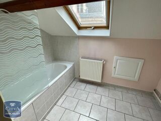 Appartement à louer 5 pièces 66 m²