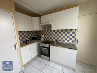  Appartement à louer 4 pièces 61 m²