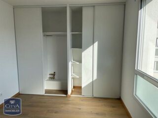  Appartement à louer 3 pièces 68 m²
