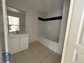  Appartement à louer 2 pièces 45 m²