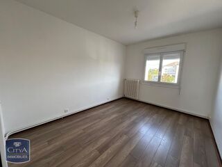  Appartement à louer 3 pièces 66 m²