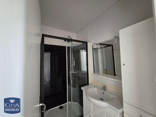  Appartement à louer 4 pièces 69 m²