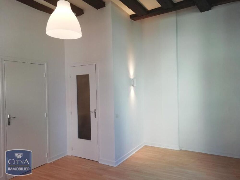 location Appartement - 1 pièce(s) - 35 m² Chinon (37500)
