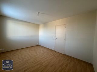  Appartement à louer 2 pièces 65 m²