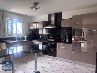  Maison à louer 7 pièces 145 m² Trouy