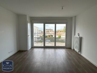  Appartement à louer 2 pièces 43 m²