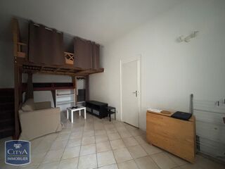  Appartement à louer 1 pièce 30 m²