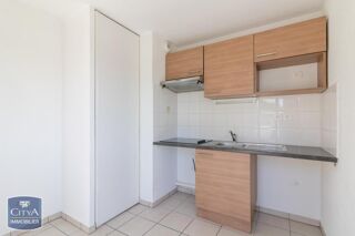  Appartement à louer 3 pièces 63 m²
