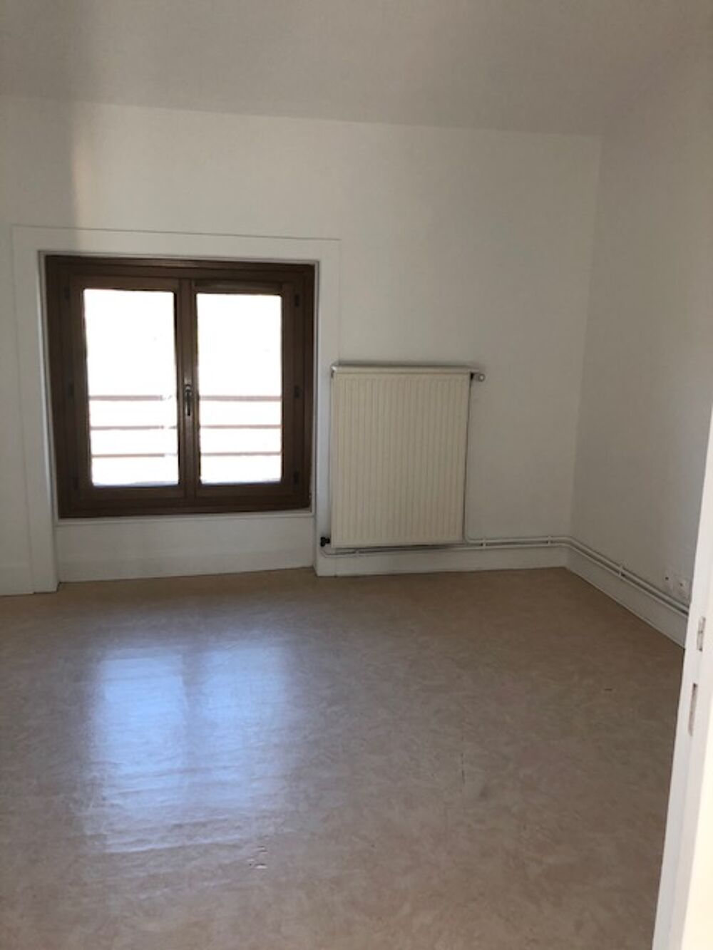 location Appartement - 2 pièce(s) - 45 m² Villars (42390)