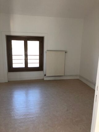  Appartement à louer 2 pièces 45 m²