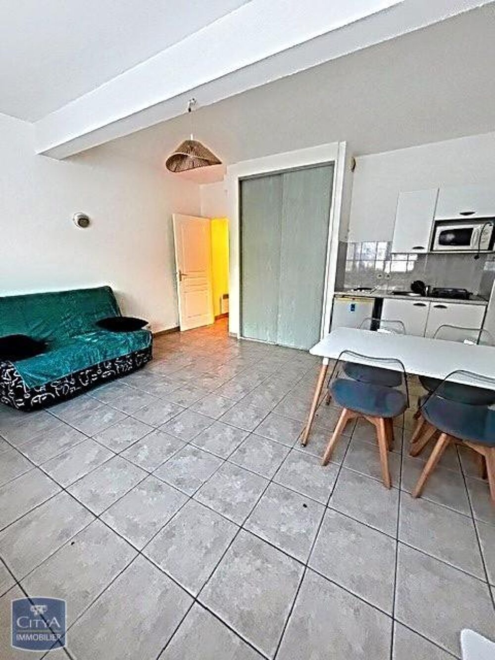 À LOUER : Appartement T1 meublé moderne et fonctionnel s....
