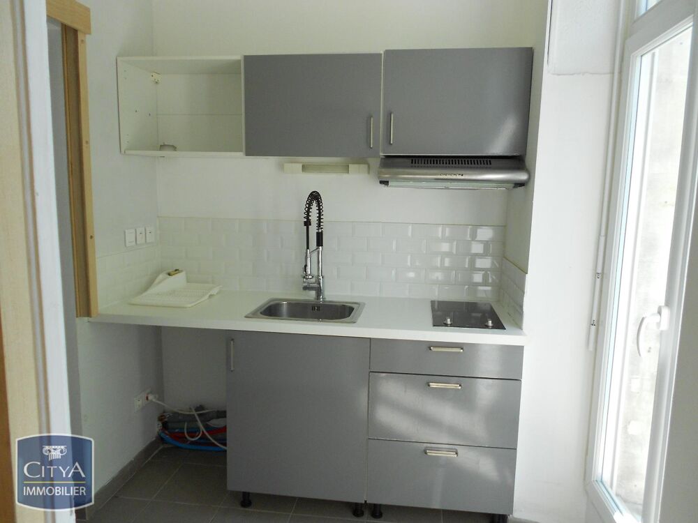 location Appartement - 2 pièce(s) - 42 m² Nîmes (30000)