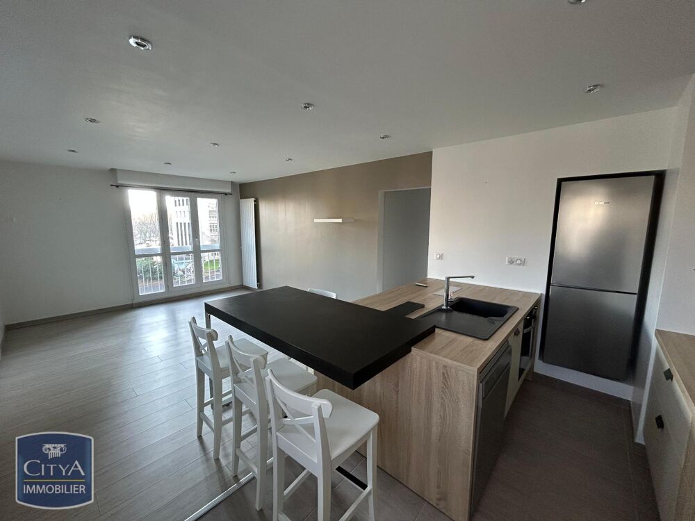 location Appartement - 3 pièce(s) - 71 m² Clermont-Ferrand (63000)