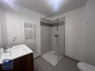  Appartement à louer 2 pièces 47 m²