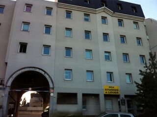  Appartement à louer 1 pièce 13 m²