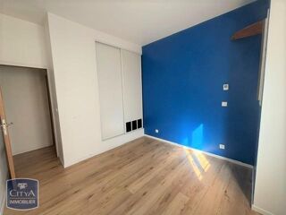  Appartement à louer 5 pièces 108 m²