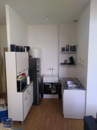  Appartement à louer 1 pièce 34 m²