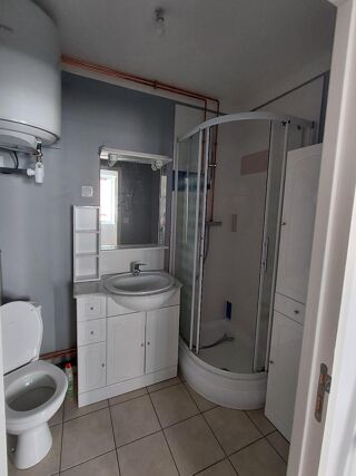  Appartement à louer 1 pièce 27 m²