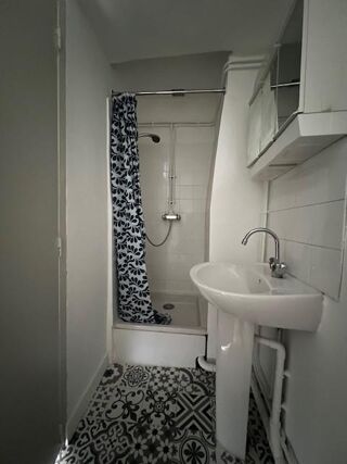  Appartement à louer 1 pièce 23 m²