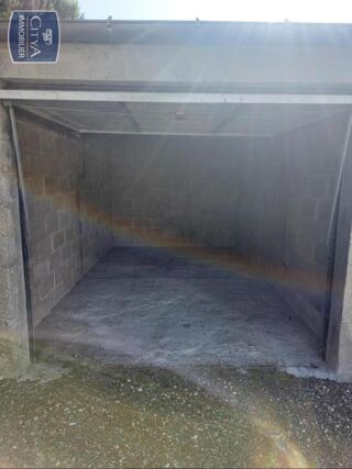  Parking / Garage � louer 12 m�