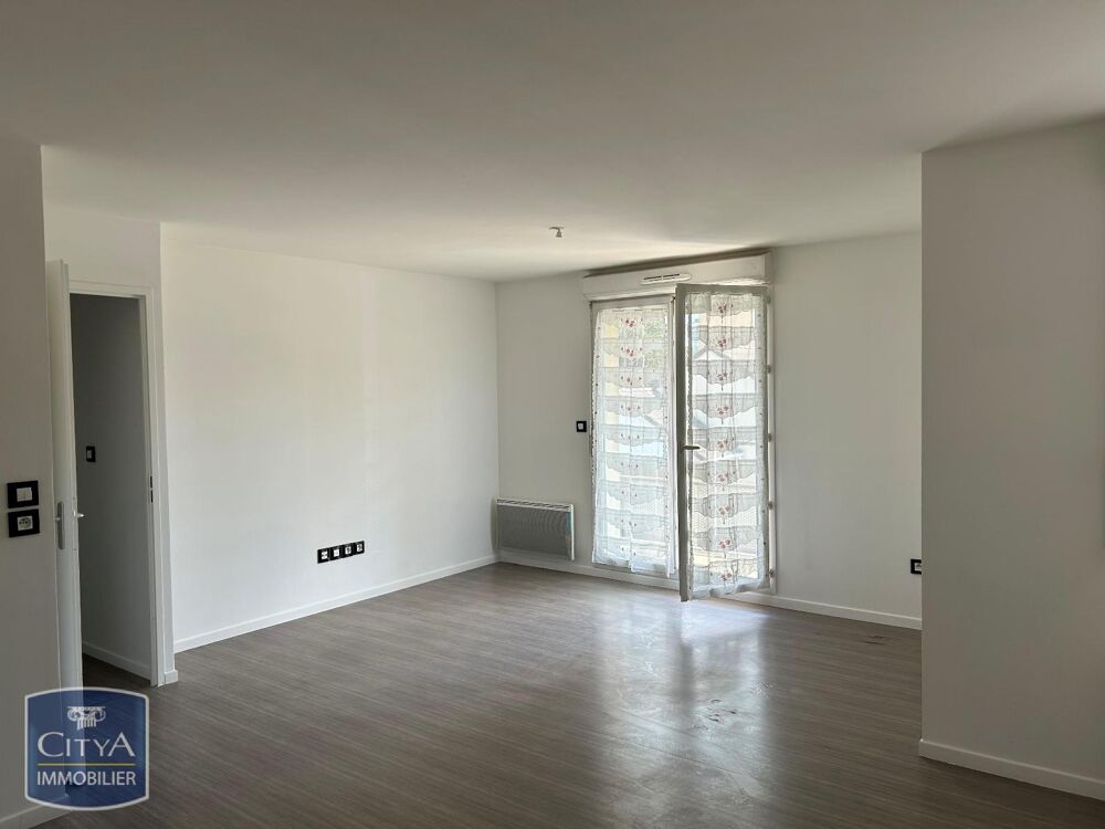 À LOUER : Appartement T2 situé à Sallaumines, dans le dé....