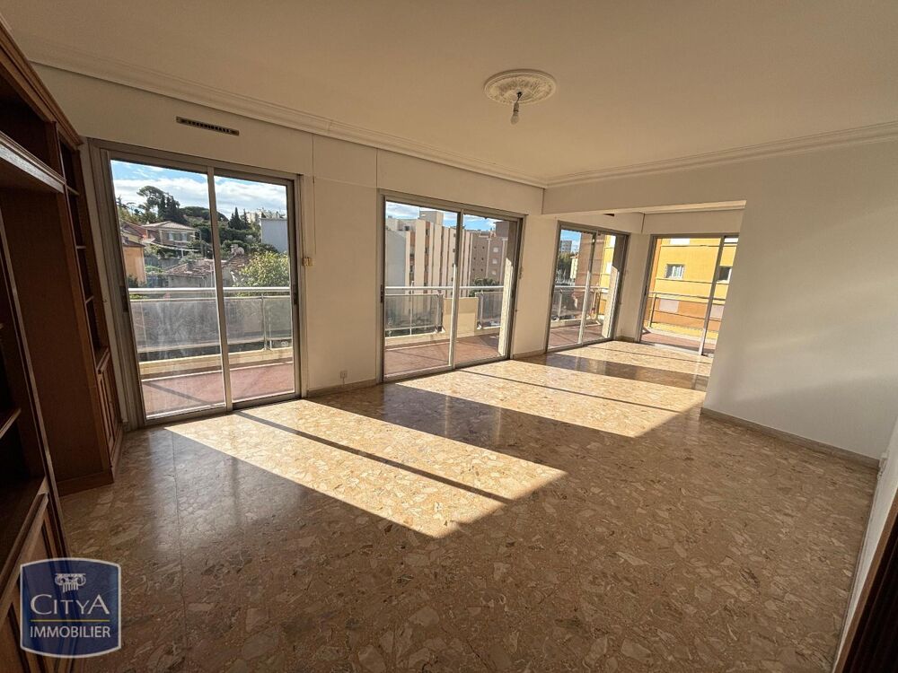 location Appartement - 4 pièce(s) - 102 m² Toulon (83000)