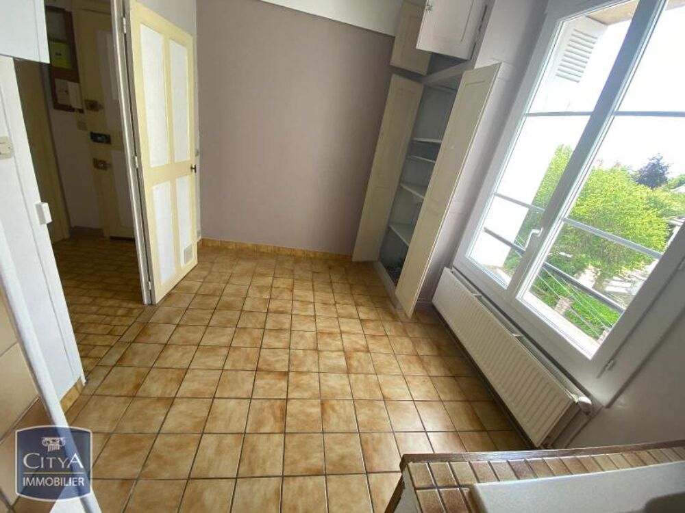 Administratif - À LOUER : Découvrez cet appartement T2 i....
