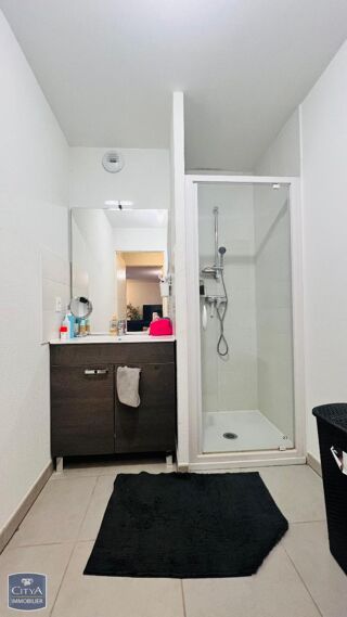  Appartement à louer 3 pièces 61 m²
