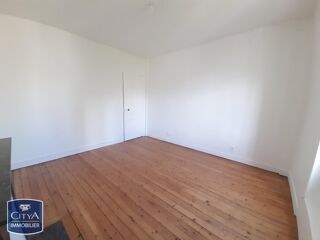  Appartement à louer 3 pièces 65 m²